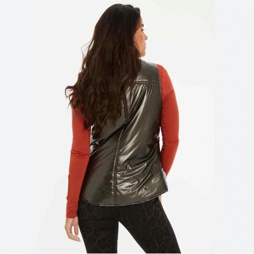 Anatomie Aarthi Lightweight Reversable Vest - Picture 3 of 11